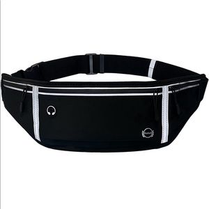 NEW! Running Belt Slim Fit Three Bounce-free Zip Pockets Reflective Black